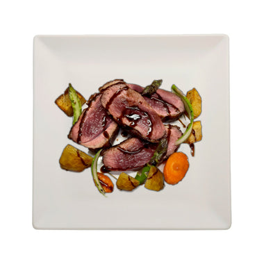 Petto d'anatra con verdure e agrodenso di arancia
