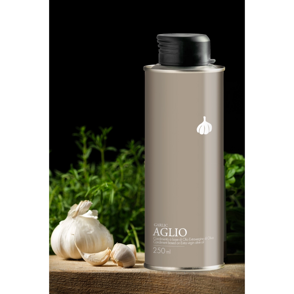 Lattina di olio extravergine infuso all'aglio 250ml. Il Bottaccio