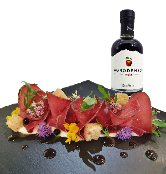 Piatto con bresaola condita con Agrodenso di mela 
