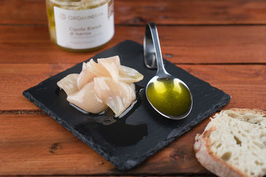 Cipolla bianca d'isernia in olio EVO vaso 210gr. Orominerva