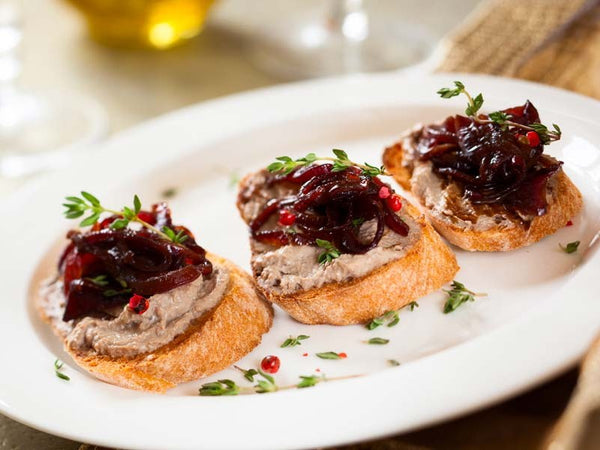 Crostini con cipolla caramellata Anfosso