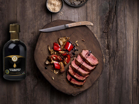 Tagliata di manzo condita con aceto balsamico Quercia Oro - Nostrale Gourmet
